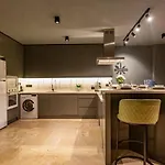 빌라 Yesilkoey 3 Bedroom Secluded With Private Pool Hot Tub