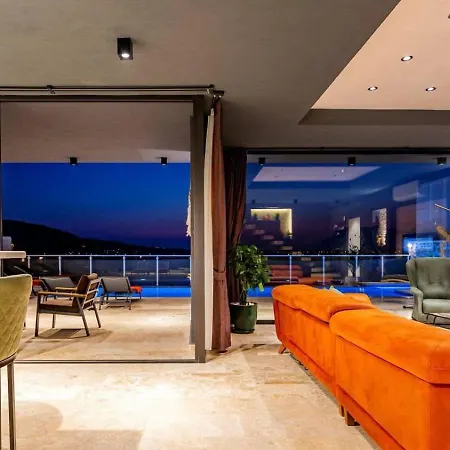 Yesilkoey 3 Bedroom Secluded With Private Pool Hot Tub * Kalkan