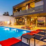 Villa Yesilkoey 3 Bedroom Secluded With Private Pool Hot Tub Kalkan