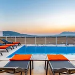 Villa Yesilkoey 3 Bedroom Secluded With Private Pool Hot Tub