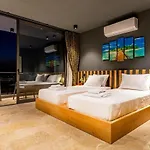 Yesilkoey 3 Bedroom Secluded With Private Pool Hot Tub * Kalkan