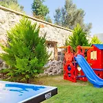 Villa Yesilkoey 3 Bedroom Secluded With Private Pool Hot Tub