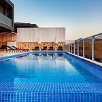Yesilkoey 3 Bedroom Secluded With Private Pool Hot Tub Villa