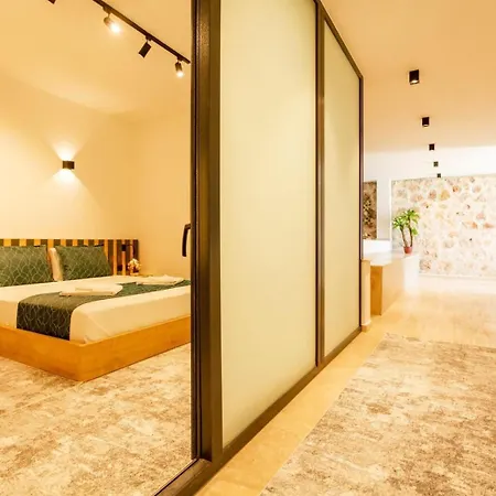 فيلة Yesilkoey 3 Bedroom Secluded With Private Pool Hot Tub كالكان