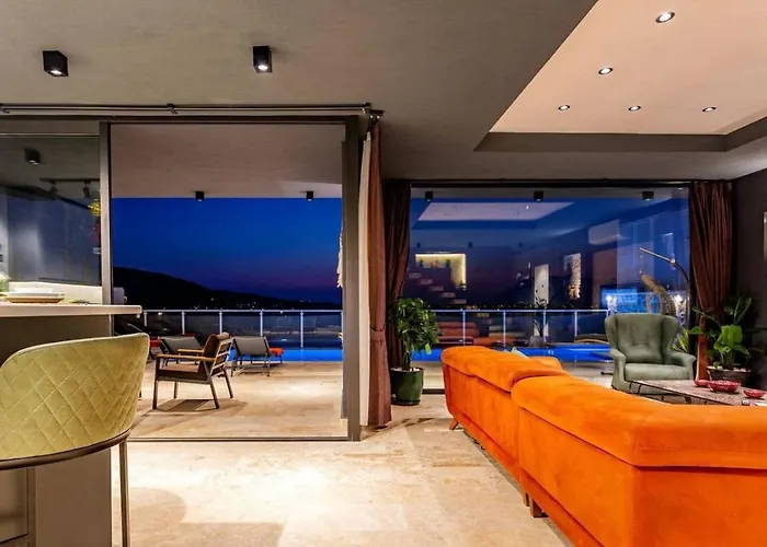 Yesilkoey 3 Bedroom Secluded With Private Pool Hot Tub * كالكان