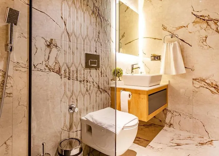 Yesilkoey 3 Bedroom Secluded With Private Pool Hot Tub * كالكان