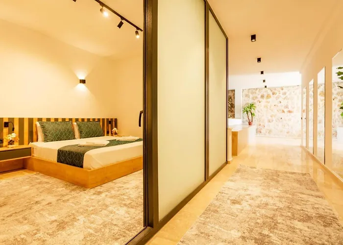 فيلة Yesilkoey 3 Bedroom Secluded With Private Pool Hot Tub كالكان